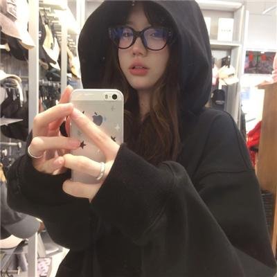 幽冥花开